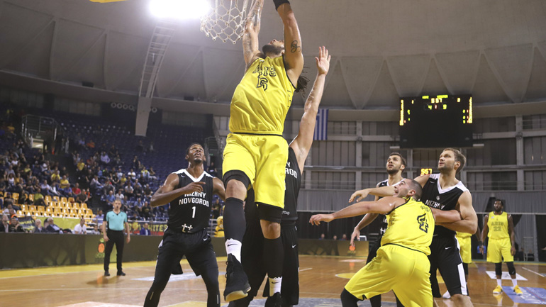 Έχασε και αποκλείστηκε ο Άρης, 62-51 η Νίζνι