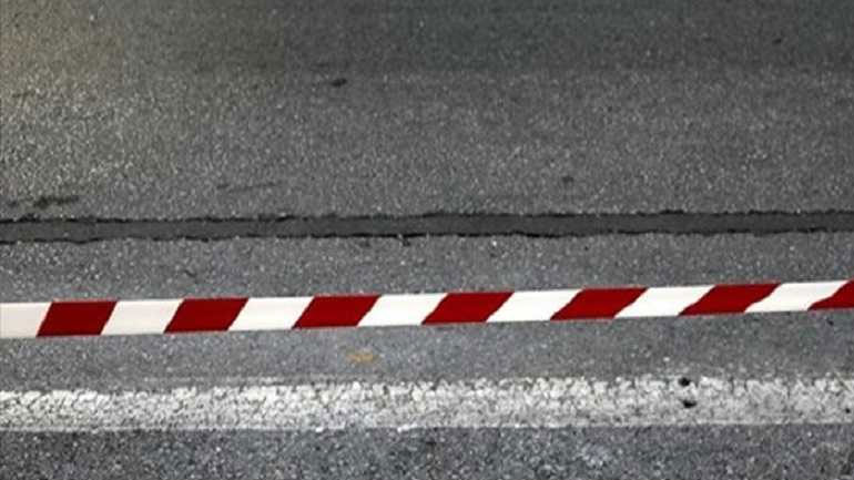 Διακοπή κυκλοφορίας οχημάτων στη Σαλαμίνα λόγω καθίζησης του οδοστρώματος