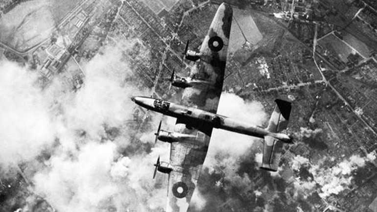 Οι εντατικοί βομβαρδισμοί στον Β’ Παγκόσμιο κατέστρεψαν την ατμόσφαιρα της Γης