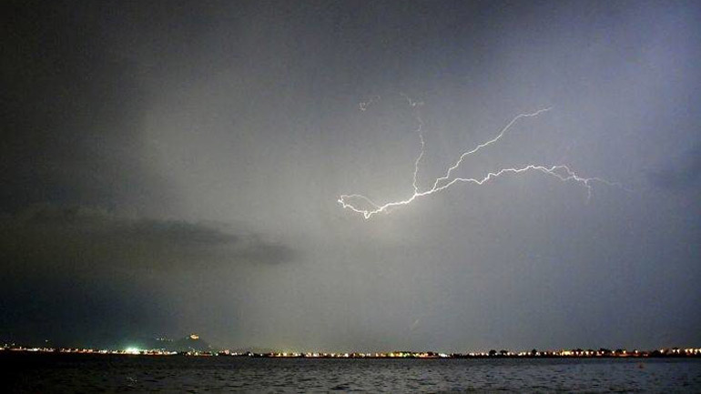 Σε κατάσταση έκτακτης ανάγκης περιοχές της Στερεάς Ελλάδας – Τρεις αγνοούμενοι