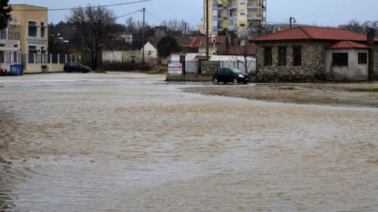 Τρεις αγνοούμενοι στο Μαντούδι – Σε κατάσταση εκτάκτου ανάγκης οι δήμοι Λίμνης-Μαντουδίου στην Εύβοια και Λοκρών στη Φθιώτιδα