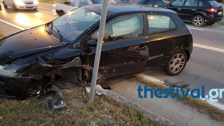 Καραμπόλα 10 οχημάτων στην Περιφερειακή οδό Θεσσαλονίκης