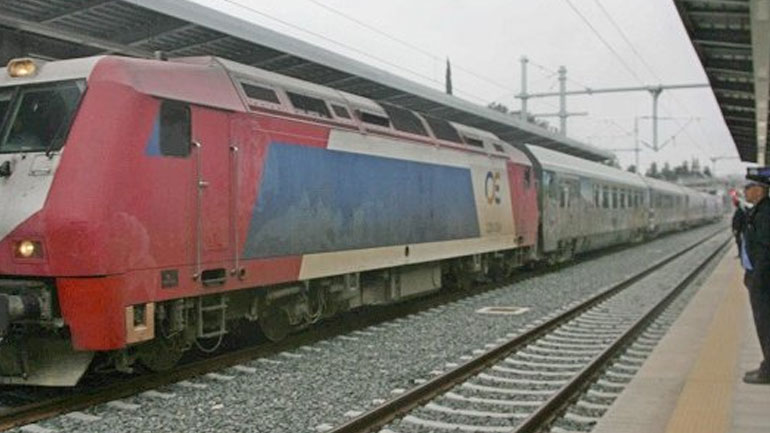 Εκτός λειτουργίας ο προαστιακός μεταξύ Κορίνθου και Κιάτου