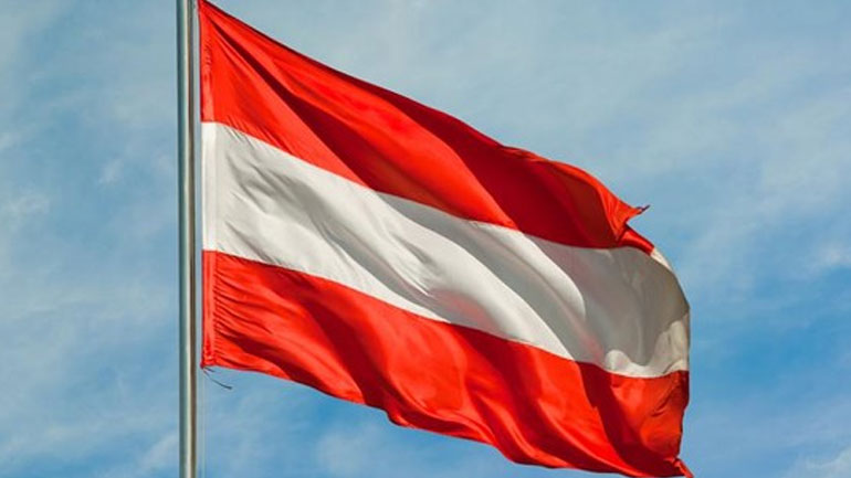 Αυστριακός υπουργός Καγκελαρίας για ΠΓΔΜ: Μετά το δημοψήφισμα μπορεί να βρεθεί λύση στο ζήτημα της ονομασίας