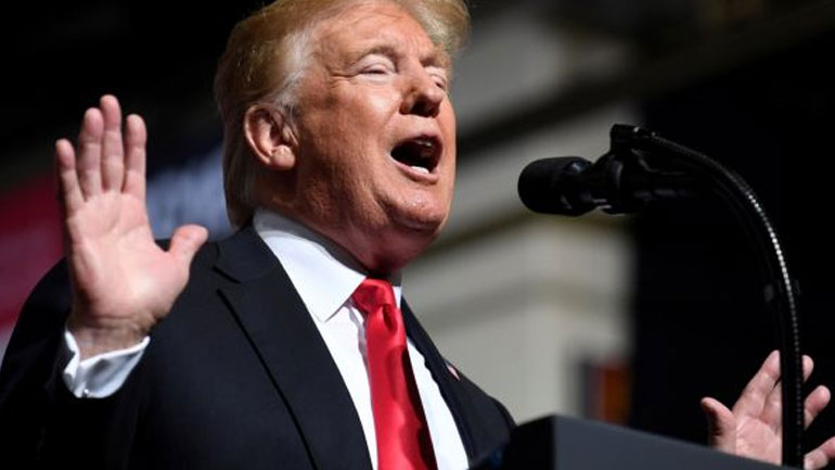 Ο Τραμπ χαιρετίζει τη «σημαντικότερη συμφωνία» στην ιστορία της χώρας του με τον Καναδά και το Μεξικό