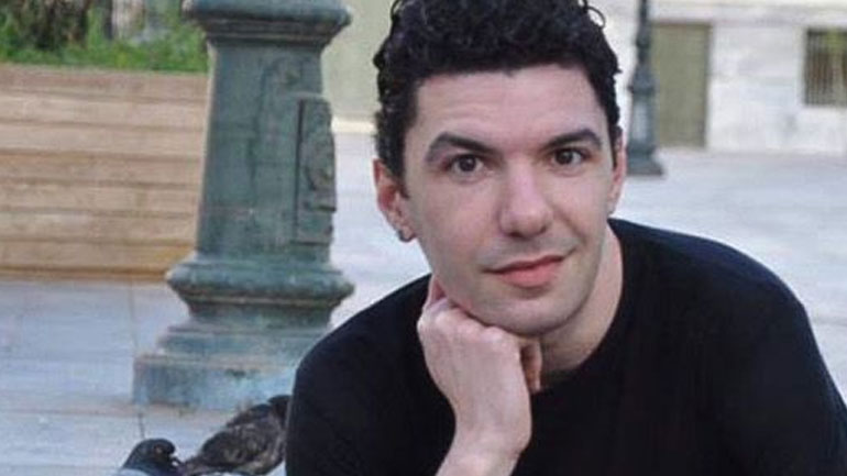 ΟΕΝΓΕ: «H διακομιδή του Z. Κωστόπουλου με χειροπέδες συνιστά περιύβριση νεκρού»