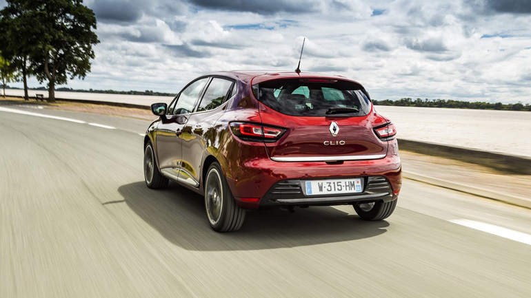 Πιο πλούσιο και πιο φθηνό από ποτέ το Renault Clio