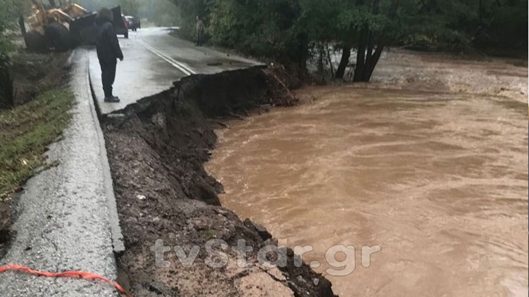 Αποκαταστάθηκε ο δρόμος στο Προκόπι Εύβοιας που καταστράφηκε από την κακοκαιρία
