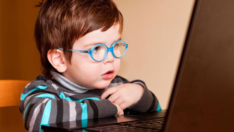 ΕΕ: Ενίσχυση της προστασίας των ανηλίκων από επιβλαβές οπτικοακουστικό περιεχόμενο