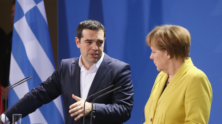 “Ναι” υπό όρους της Μέρκελ για τις συντάξεις