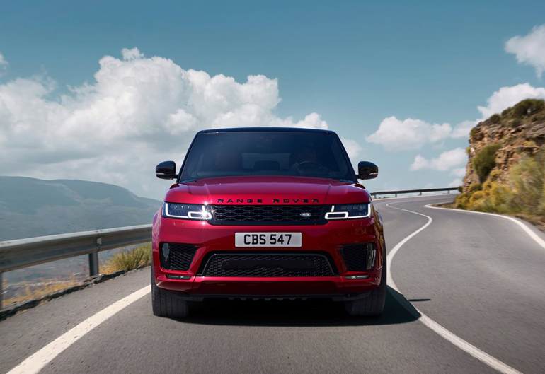 Όχι ένα αλλά πέντε τέρατα Range Rover Sport βρήκαν αγοραστή στην Ελλάδα τον περασμένο μήνα