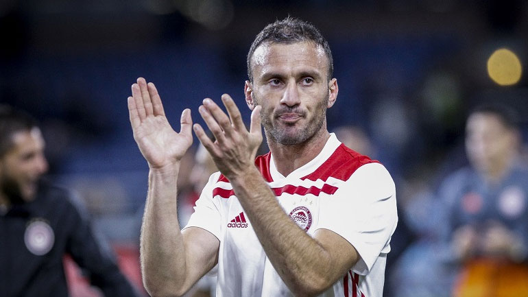 Τοροσίδης: «Κανείς δεν μπορεί να υποτιμά τον Ολυμπιακό»