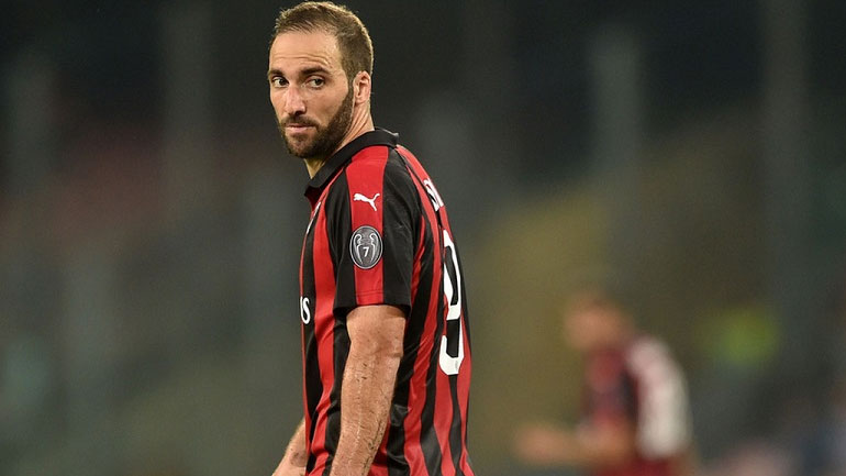 Με τον Ιγκουαΐν η αποστολή της Μίλαν για τον αγώνα με τον Ολυμπιακό