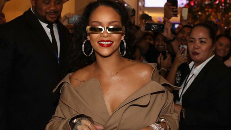 Αν λατρεύεις τις nude αποχρώσεις, πρέπει να δεις τα 4 νέα κραγιόν της Rihanna