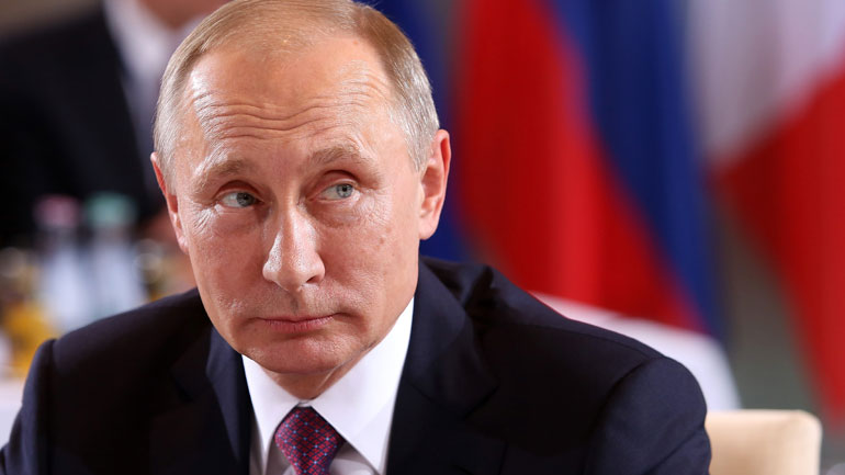 Πούτιν: Η Ουάσινγκτον με την πολιτική κυρώσεων υπονομεύει την εμπιστοσύνη στο δολάριο