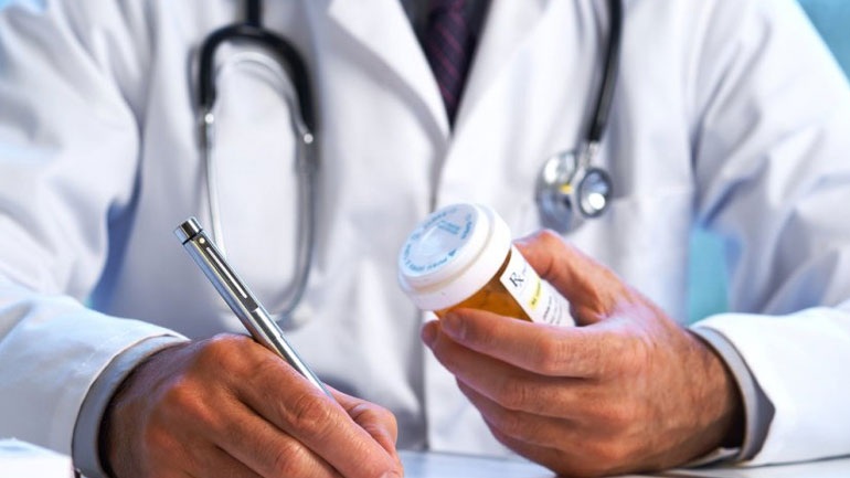 Απεργία στην περιφέρεια και στάση εργασίας στην Αττική αύριο για τους νοσοκομειακούς γιατρούς