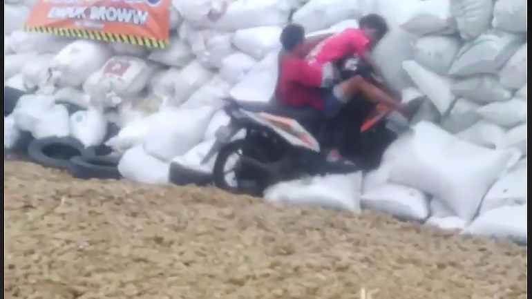 Μια στροφή όλο ευθεία