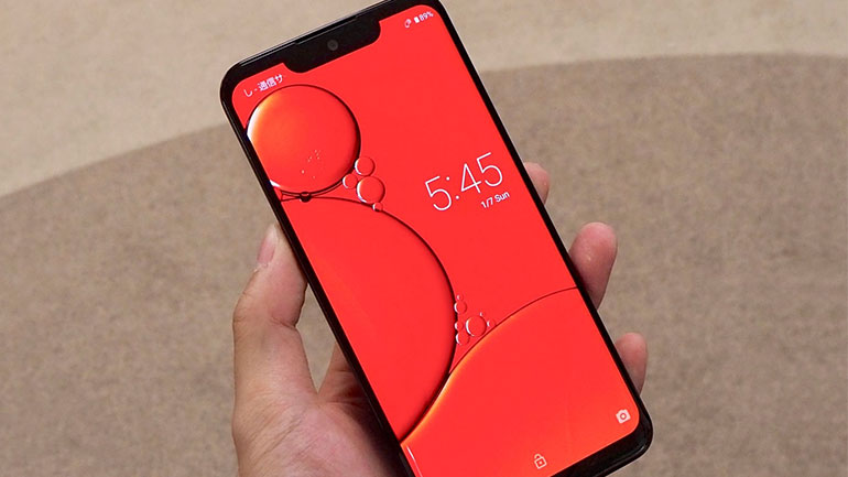 To πρώτο κινητό με OLED οθόνη από τη Sharp