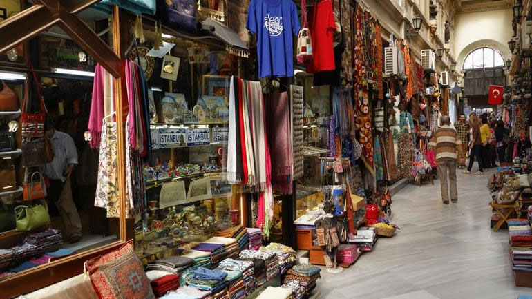 Η Ε.Ε. «κόβει» κονδύλια για την Τουρκία