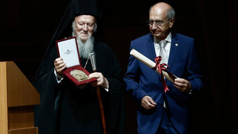 Τελετή βράβευσης του Οικουμενικού Πατριάρχη Βαρθολομαίου για την προσφορά του στην προστασία του περιβάλλοντος
