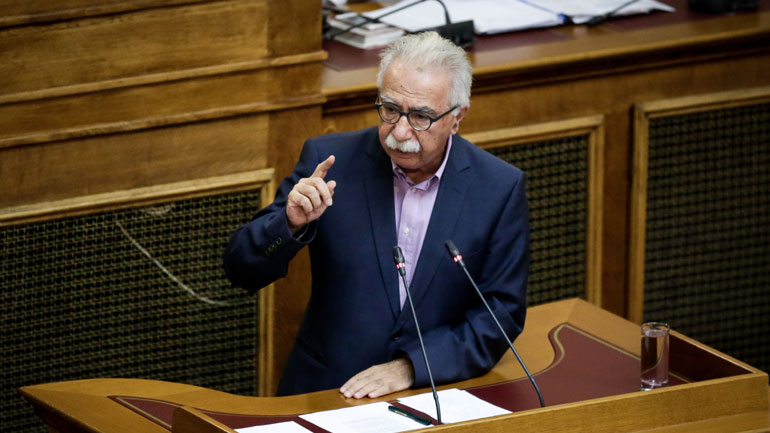 Γαβρόγλου: Δήλωναν τη Μάνδρα ως τόπο κατοικίας ώστε να επωφεληθούν για την εισαγωγή σε AEI-TEI