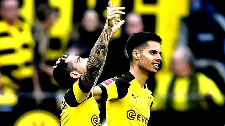 Γερμανία: Με χατ-τρικ του Αλκάθερ η Ντόρτμουντ, 4-3 με ανατροπή την Άουγκσμπουργκ