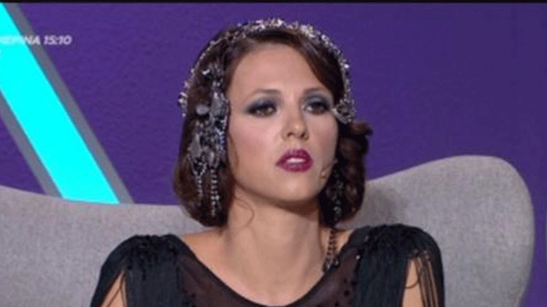 My Style Rocks: Έξαλλη η Ραμόνα Βλαντή! «Δεν είναι δυνατόν! Θα σας βλέπουν οι κόρες μου και θα γελάνε!»