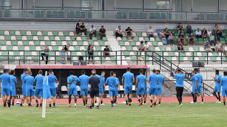 Απόλλων Σμύρνης: Ανακοίνωσε την αποστολή εν όψει ΠΑΟΚ ο Μαντζουράκης