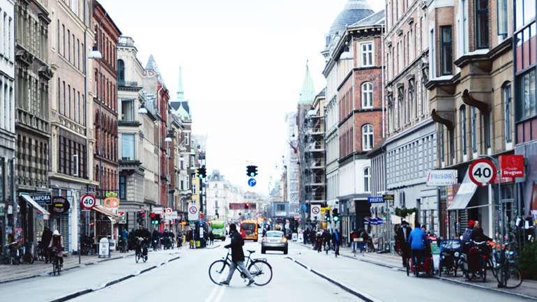 Τέλος τα βενζινοκίνητα και diesel οχήματα στη Δανία το 2030