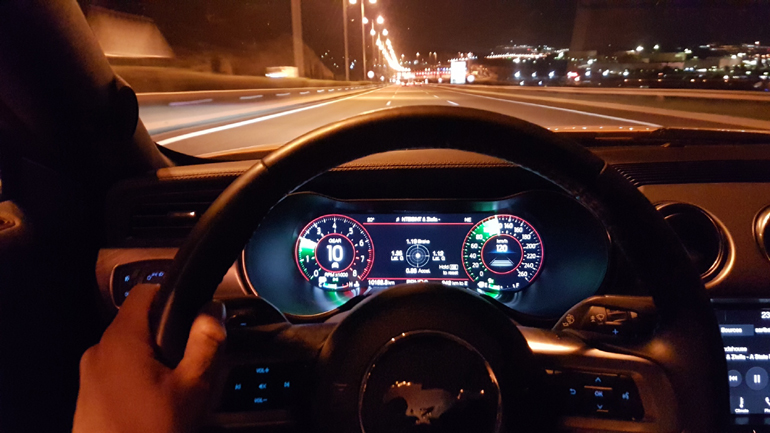 Όταν γράφεις χιλιόμετρα πίσω από μία Ford Mustang, το σίγουρο είναι πως θα γεμίσεις τις μπαταρίες σου...