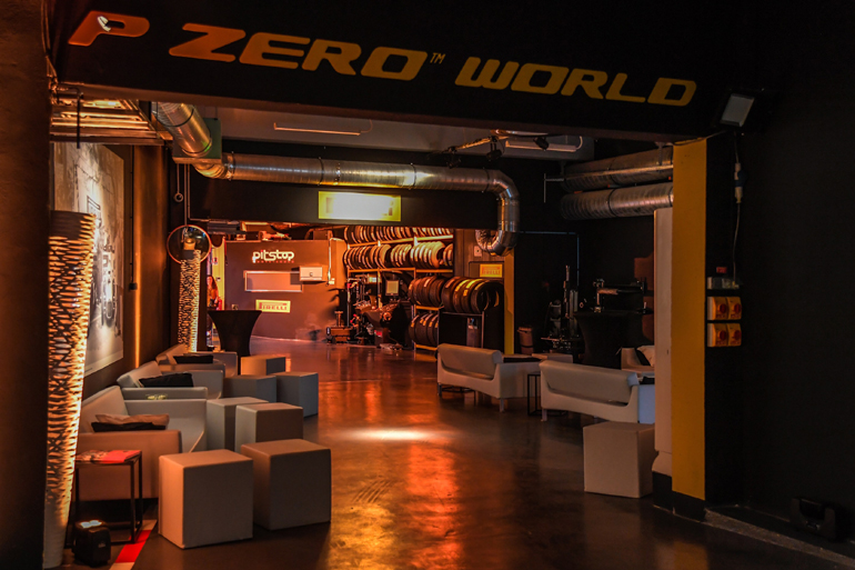 Κι όμως το συγκεκριμένο είναι κατάστημα πώλησης ελαστικών...