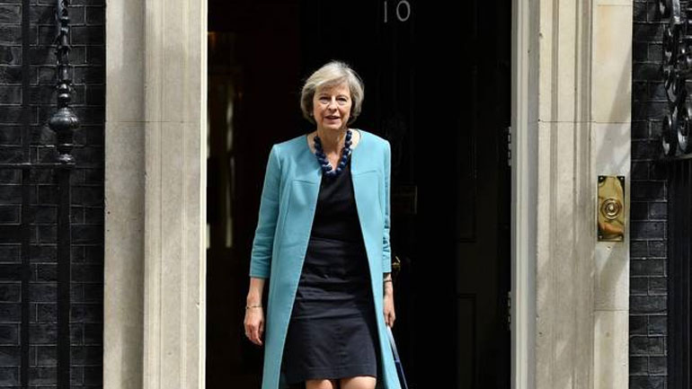 Προειδοποιήσεις στη Μέι για το Brexit από στελέχη των Τόρις