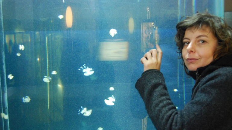 Έλλη Παπακωνσταντίνου: Μ΄ ενδιαφέρει ο θεατής να δει τον κόσμο του στην παράσταση