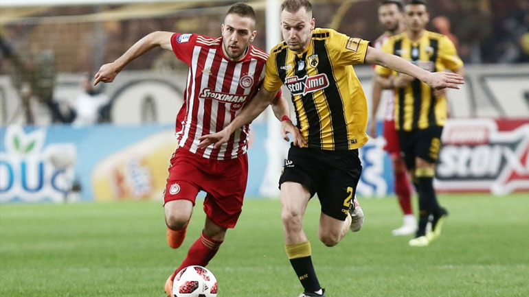 Η εξήγηση του Μπακάκη για το «like» σε υβριστικό σχόλιο για τον Φορτούνη