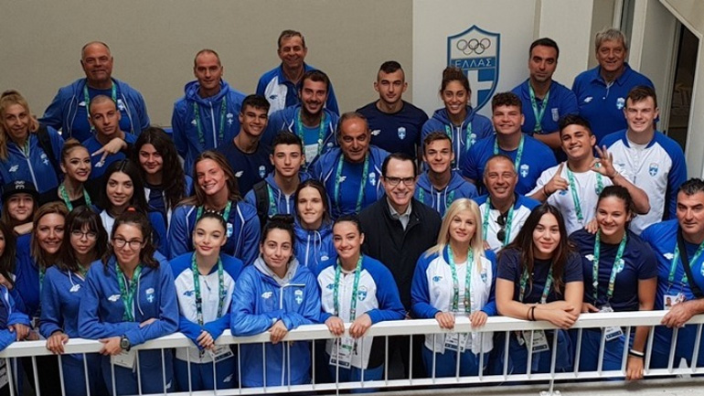 Την ελληνική αποστολή επισκέφθηκαν ο πρέσβης στο Μπουένος Άιρες και η Άννα Κορακάκη