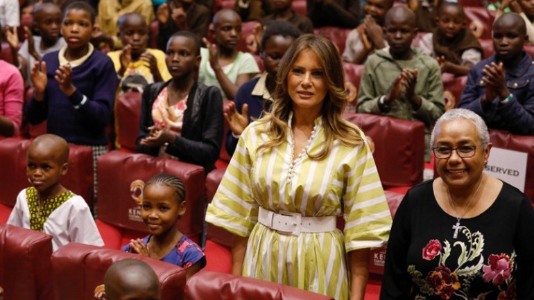 Η Μελάνια Τραμπ στηρίζει τις γυναίκες θύματα σεξουαλικής επίθεσης