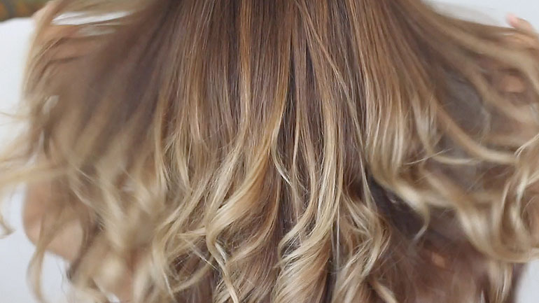 Η ξανθιά και τα 3 θαύματα…