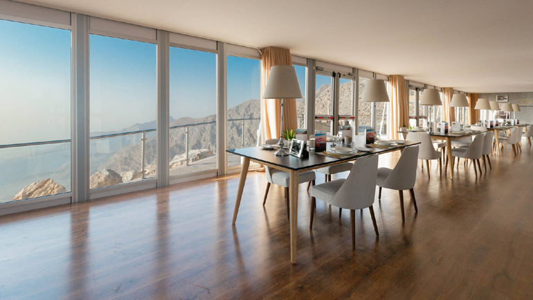 Ποια εταιρεία αυτοκινήτων απέκτησε το δικό της εστιατόριο;