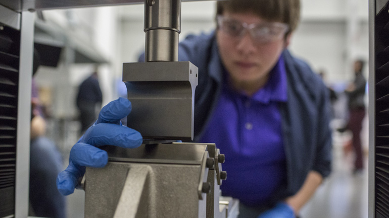 Ποια εταιρεία χρησιμοποιεί το «θαυματουργό» γραφένιο στα αυτοκίνητά της;