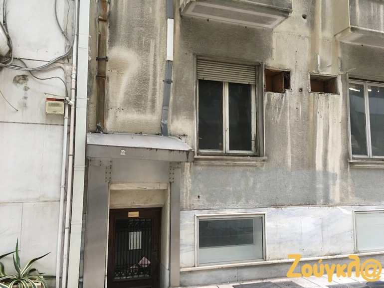 O ΕΦΚΑ, μέσω της Επιτροπής Διεξαγωγής Διαγωνισμού, που έχει ορίσει να παραλάβει και να αξιολογήσει τις κλειστές δεσμευτικές προσφορές προσδιορίζει το ελάχιστο αποδεκτό τίμημα στα 1.920.000 ευρώ ή 17 χιλιάδες ευρώ τον μήνα. 