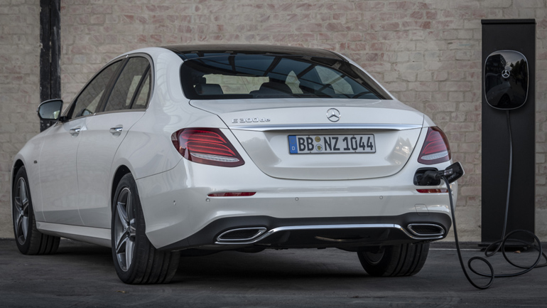 Η E 300 de καταναλώνει λίγο πάνω από τα 2 λτ./100 χλμ.