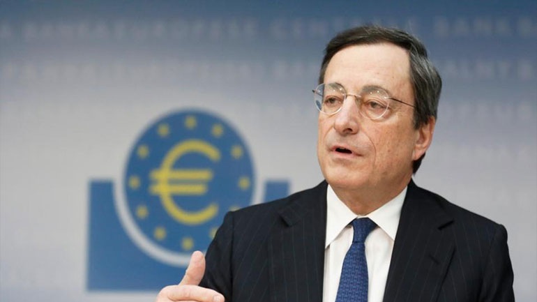 Ντράγκι: Η αύξηση των αποδόσεων των ομολόγων οφείλεται στην Ιταλία