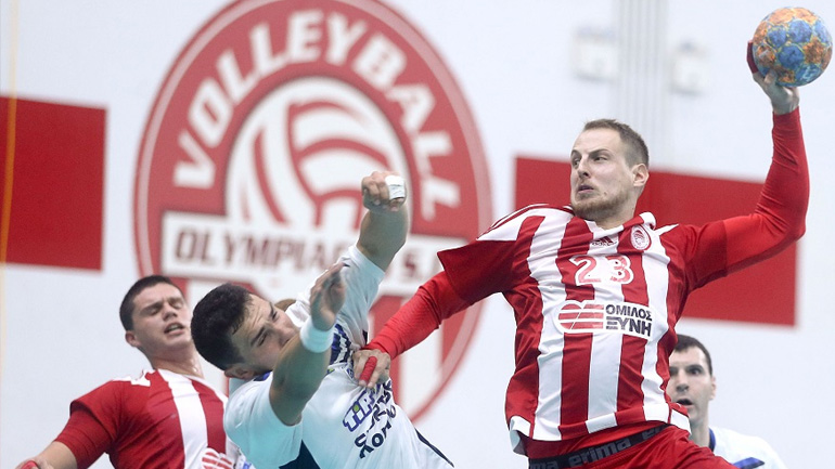 Χάντμπολ: Προκρίθηκε ο Ολυμπιακός, 27-22 την Κόμλο