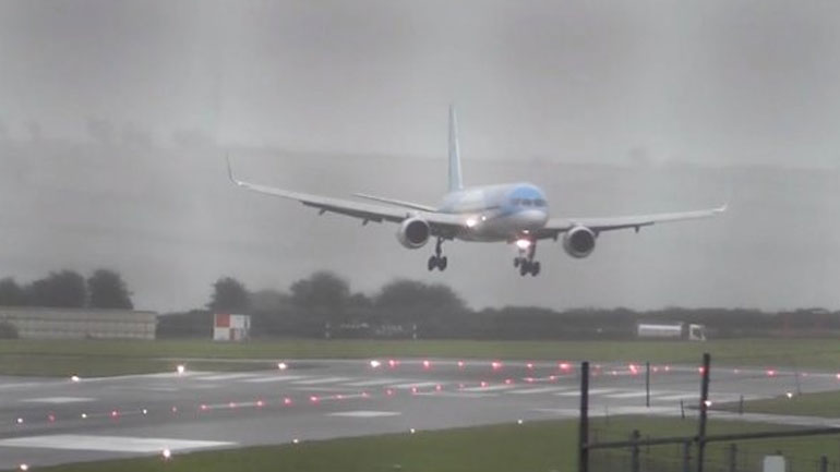 Προσγείωση που κόβει την ανάσα