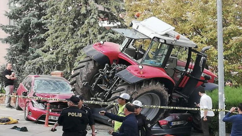 Τούρκος αποπειράθηκε να εισβάλει με… τρακτέρ στην πρεσβεία του Ισραήλ στην Άγκυρα