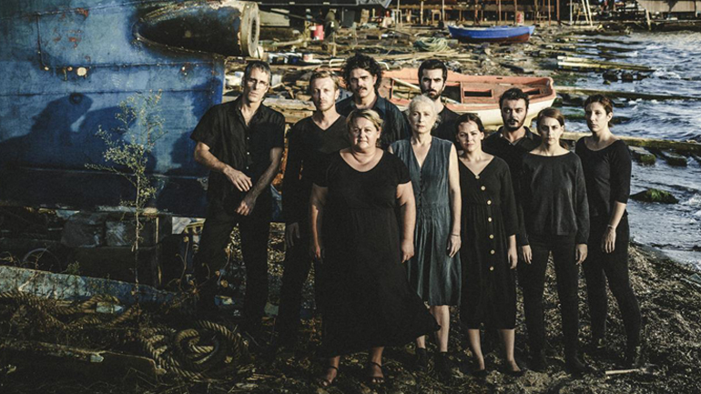 Ένα μυθιστόρημα για την εξουσία, τον άνθρωπο και τη μνήμη ανεβαίνει στη σκηνή του ΚΘΒΕ Ένα μυθιστόρημα για την εξουσία, τον άνθρωπο και τη μνήμη ανεβαίνει στη σκηνή του ΚΘΒΕ