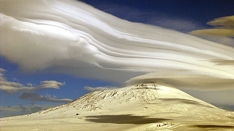 Ακούστε το για πρώτη φορά: Επιστήμονες στην Ανταρκτική ανακάλυψαν το «τραγούδι των πάγων»!