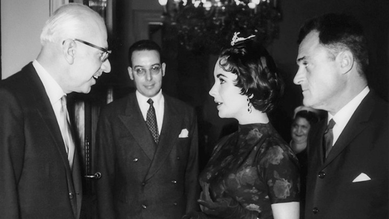 Δώδεκα ιστορίες από την Τράπεζα της Ελλάδος μέσα από τον φακό του Κ. Μεγαλοκονόμου