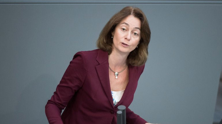 Γερμανία: Η υπ. Δικαιοσύνης Καταρίνα Μπάρλεϊ θα ηγηθεί του ευρωψηφοδελτίου του SPD