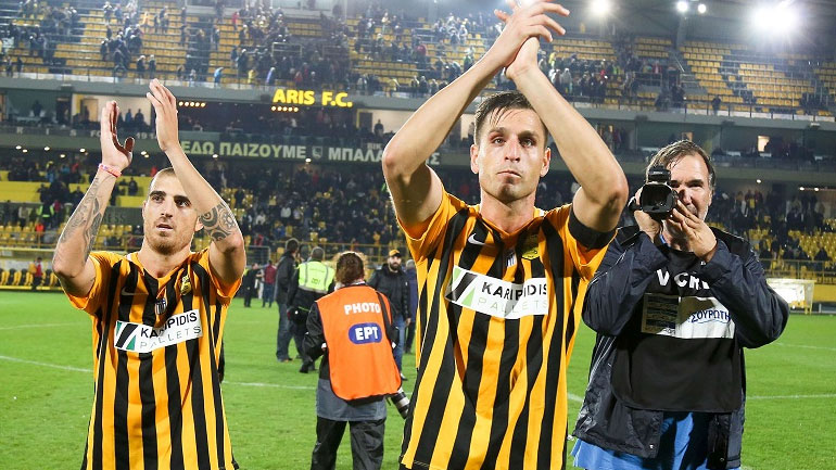 Άρης: «Μέσα» οι Βέλεθ και Μπάσα, το… παλεύει για τον ΠΑΟΚ ο Δεληζήσης